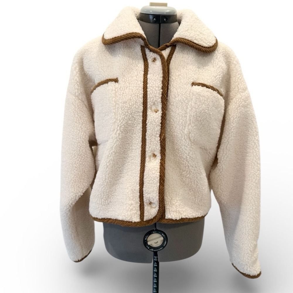 Lush Cream Cropped Teddy Sherpa‎ Fully Lined With Camel Piping Jacket Size Large